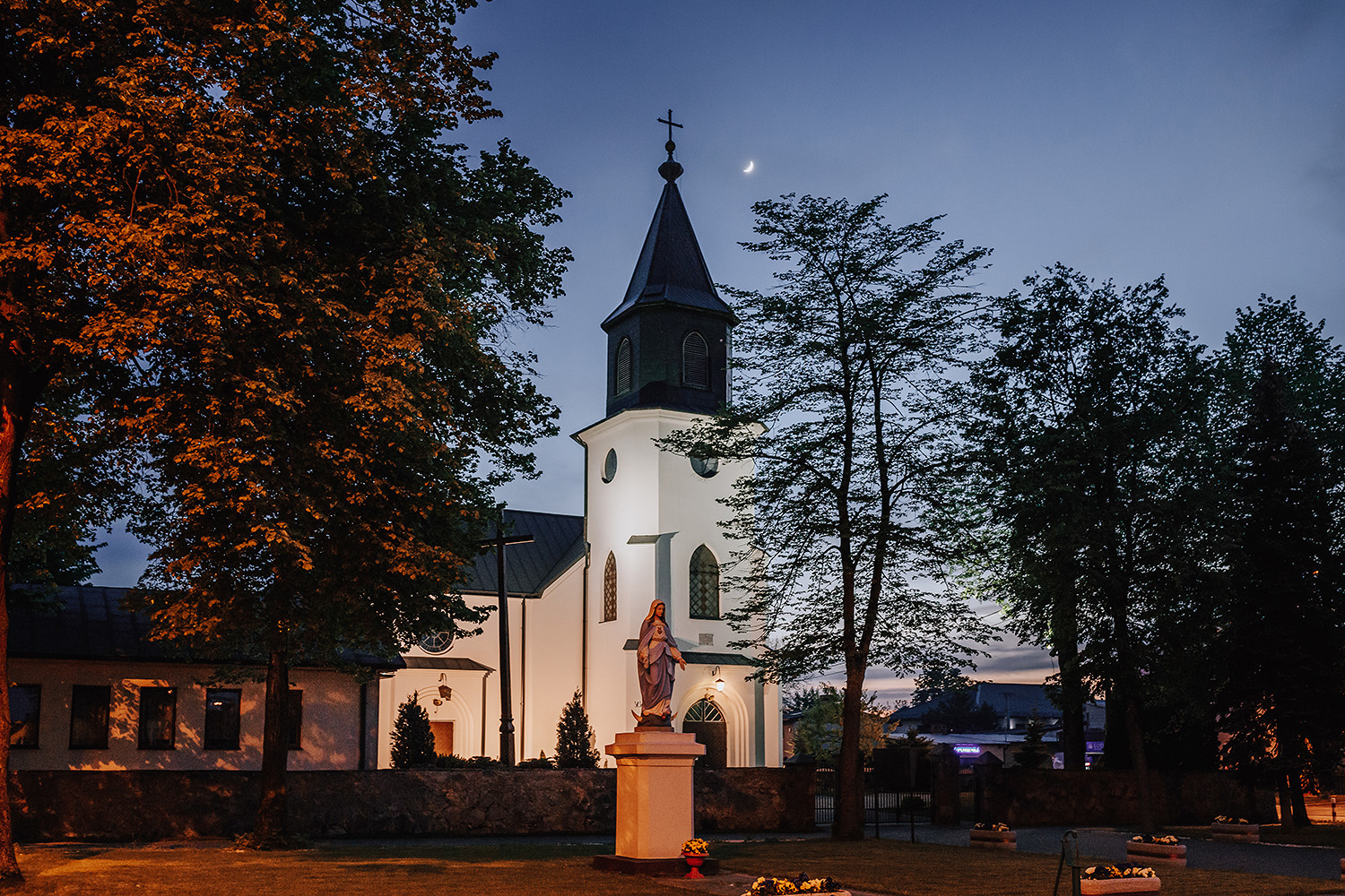 fotograf kościół Wszystkich Świętych Sobienie-Jeziory